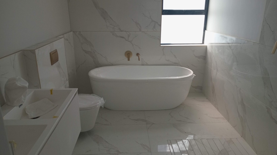 4 Bedroom Property for Sale in Sandown Western Cape